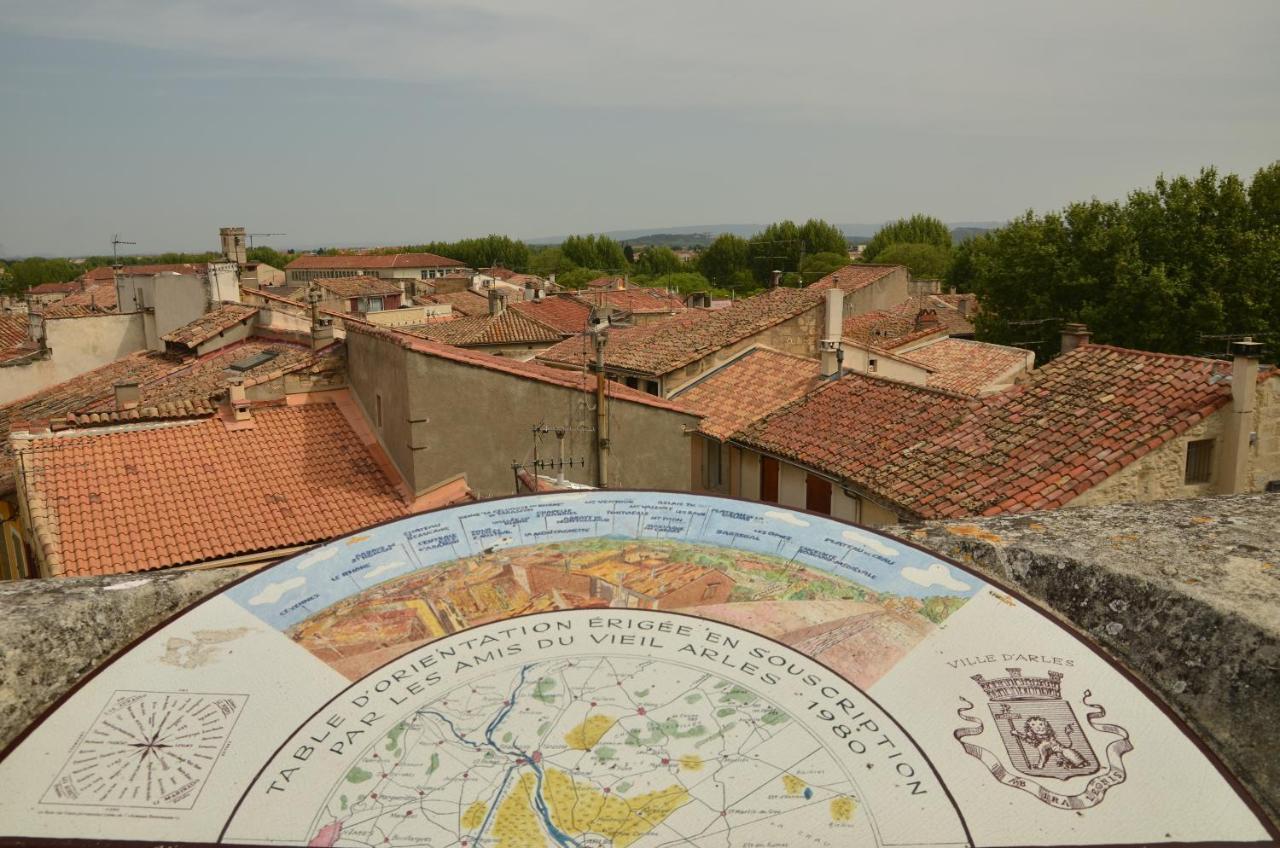 La Pitchoun Des Arenes Villa Arles Buitenkant foto