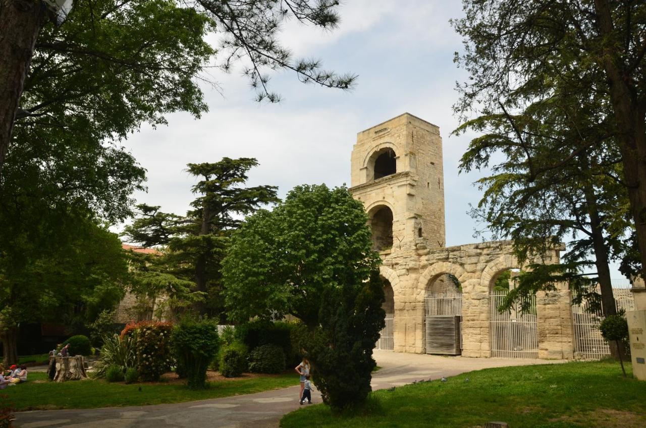 La Pitchoun Des Arenes Villa Arles Buitenkant foto